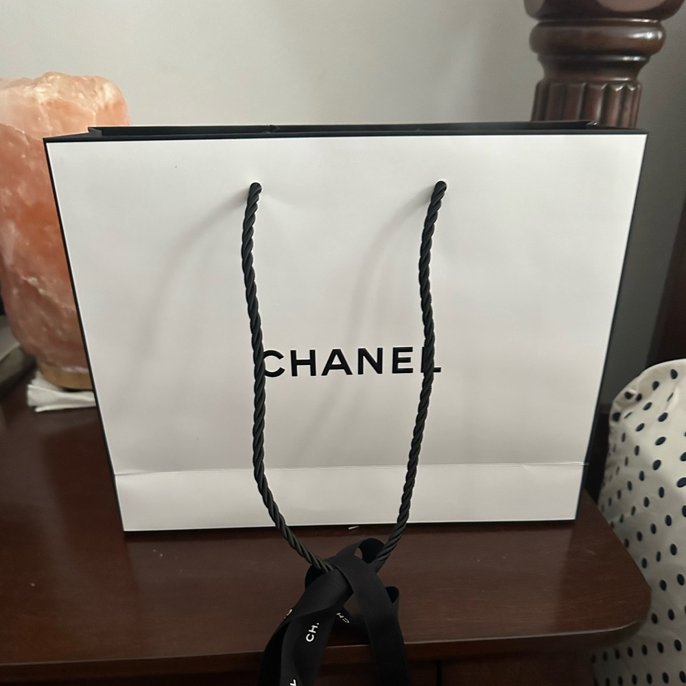 Chanel gift bag new